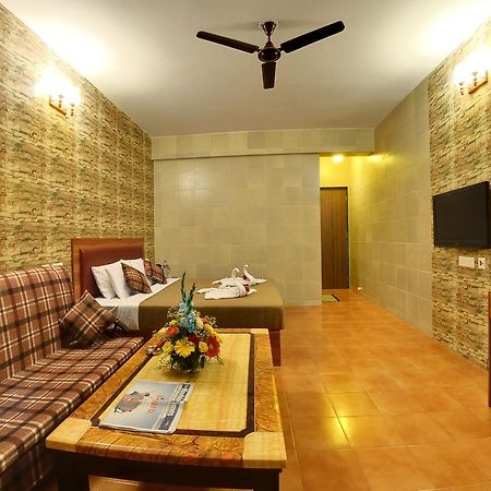 Grand Goa Exotica Guirim Exterior foto