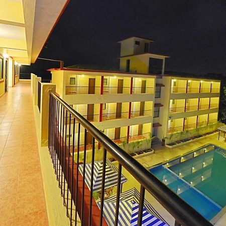Grand Goa Exotica Guirim Exterior foto